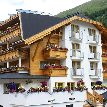 Haus Bergkristall Bed and Breakfast Obergurgl Buitenkant foto