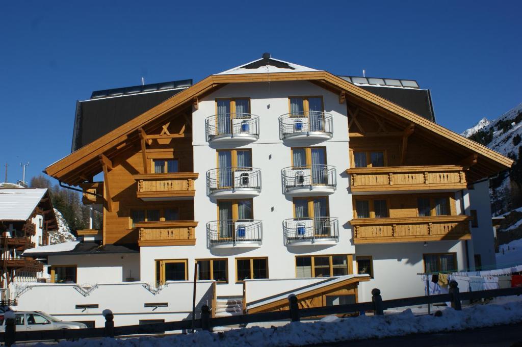 Haus Bergkristall Bed and Breakfast Obergurgl Buitenkant foto